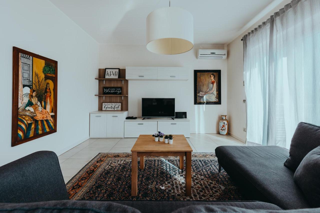 The Attico Apartment Padenghe sul Garda Exterior photo