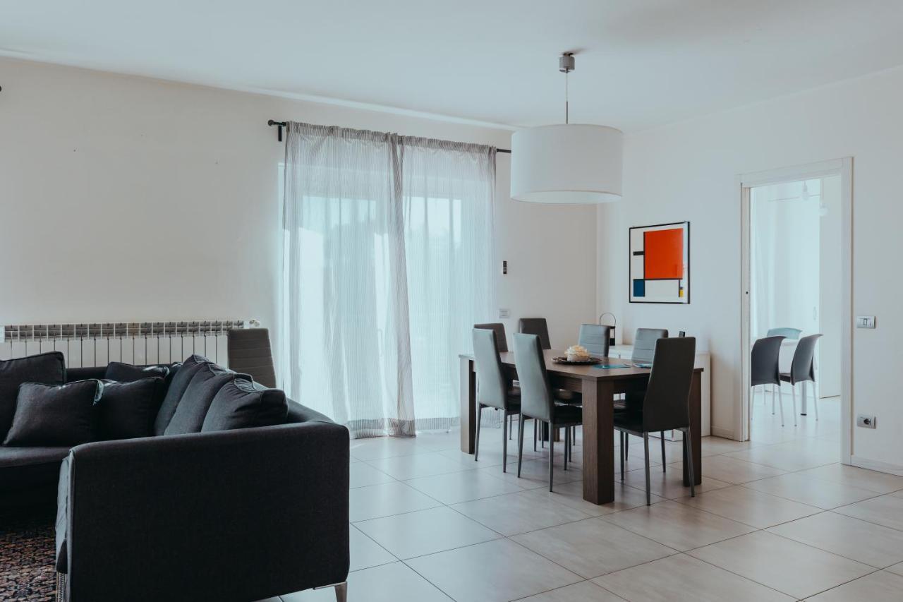 The Attico Apartment Padenghe sul Garda Exterior photo