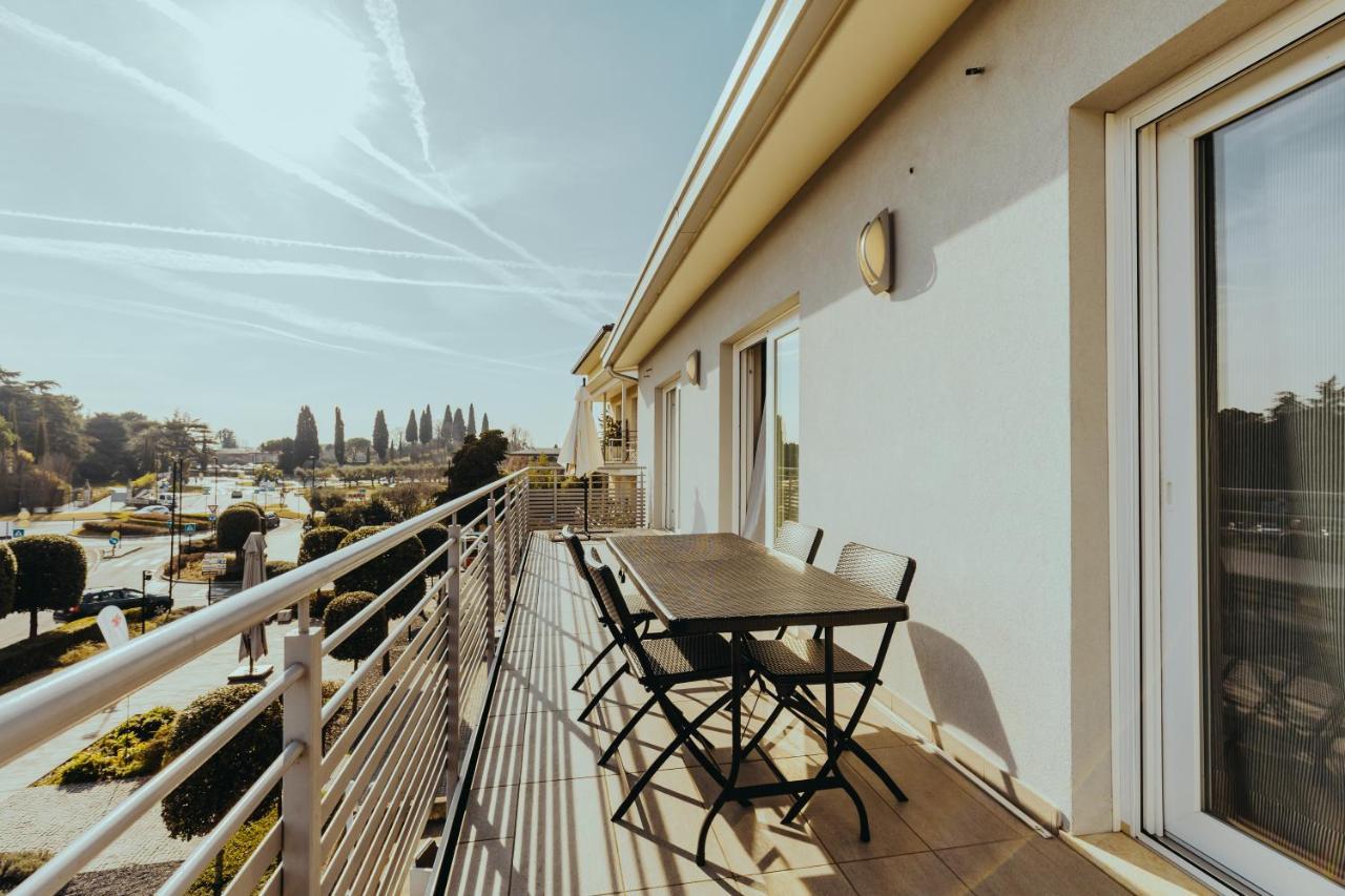 The Attico Apartment Padenghe sul Garda Exterior photo