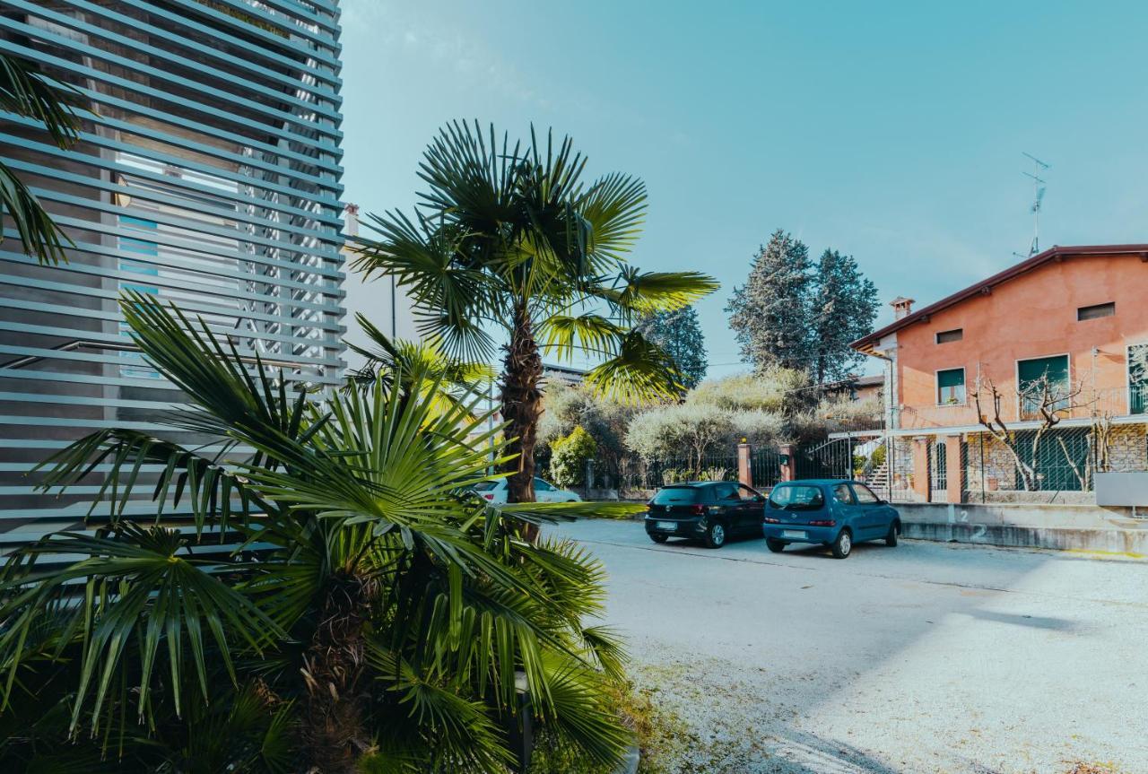 The Attico Apartment Padenghe sul Garda Exterior photo