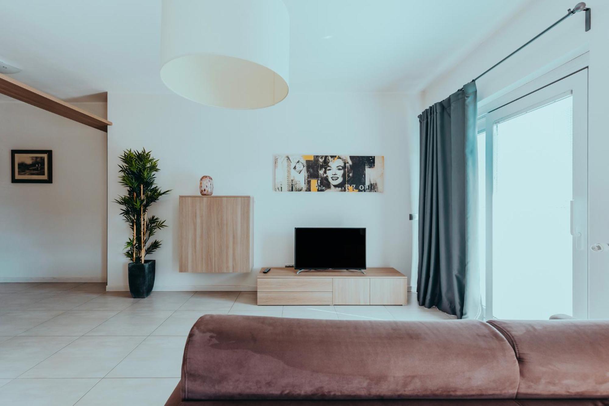The Attico Apartment Padenghe sul Garda Exterior photo
